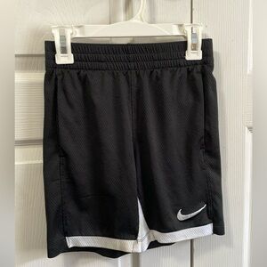 Kids nike short